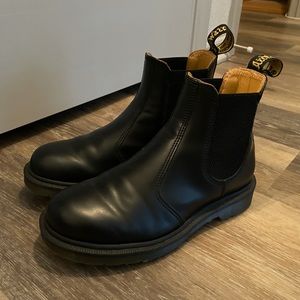 Women’s Doc Marten Chelsea Boot Size 6-6.5